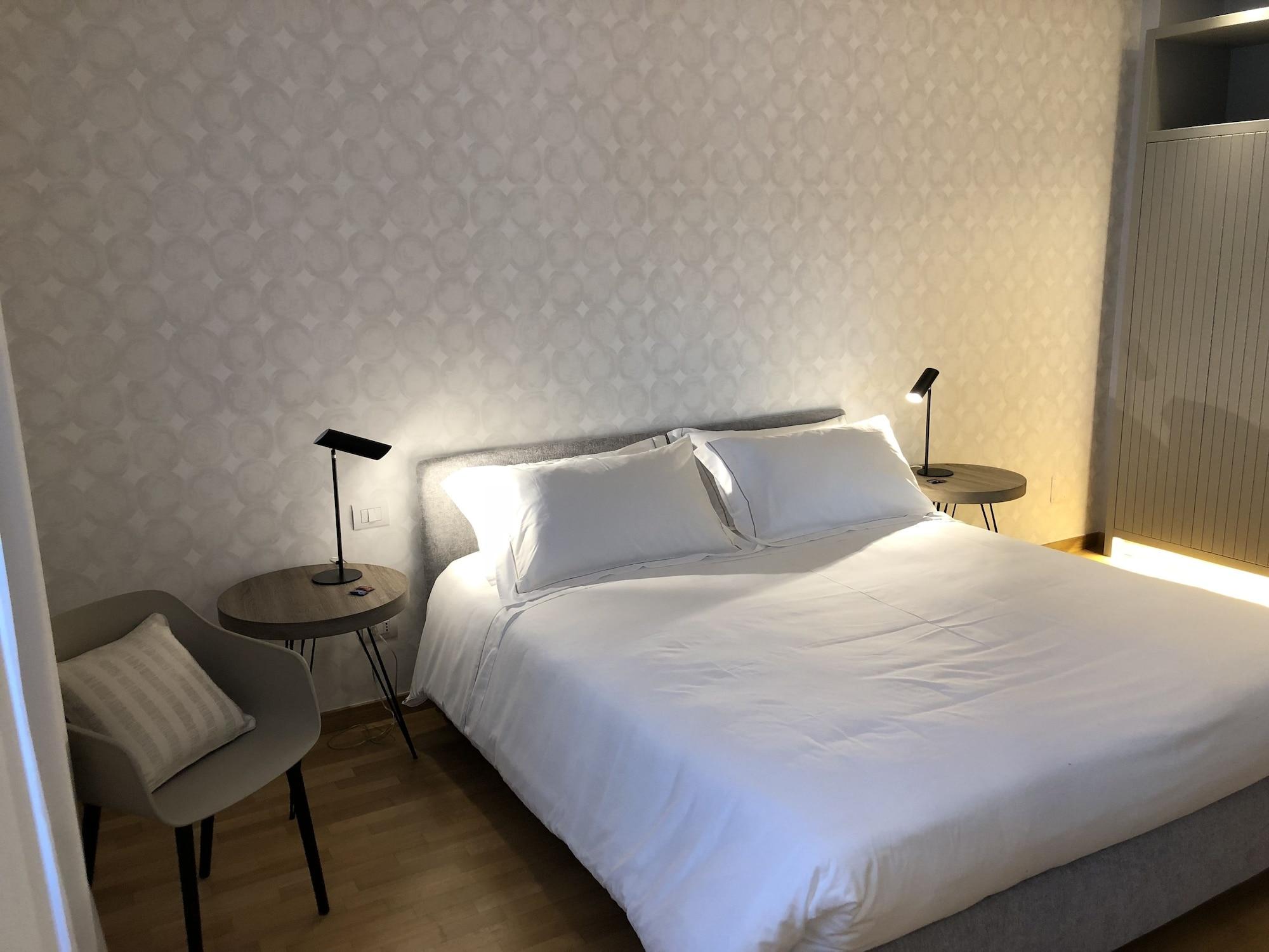 בארי 200 Rooms & Terrace מראה חיצוני תמונה