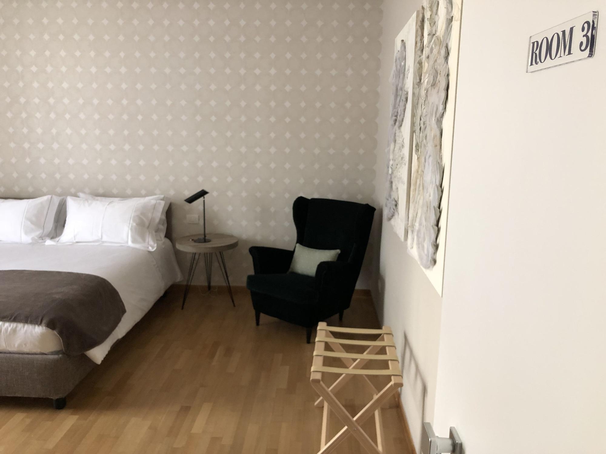 בארי 200 Rooms & Terrace מראה חיצוני תמונה