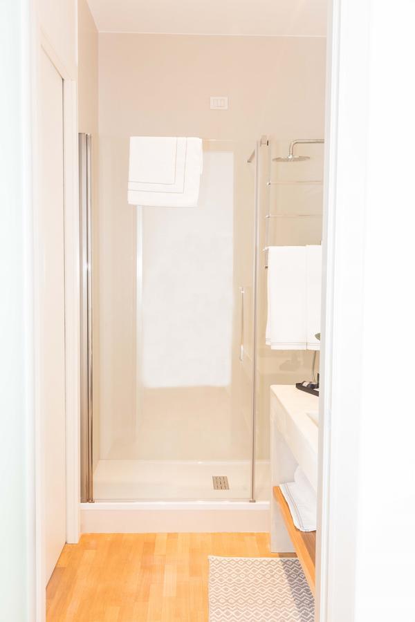 בארי 200 Rooms & Terrace מראה חיצוני תמונה