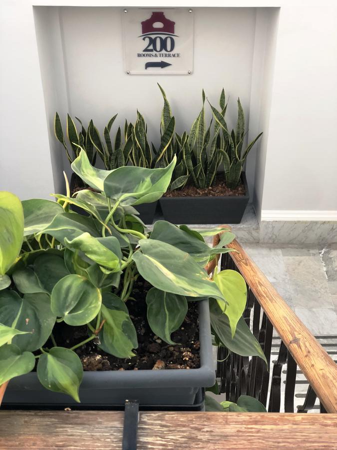בארי 200 Rooms & Terrace מראה חיצוני תמונה